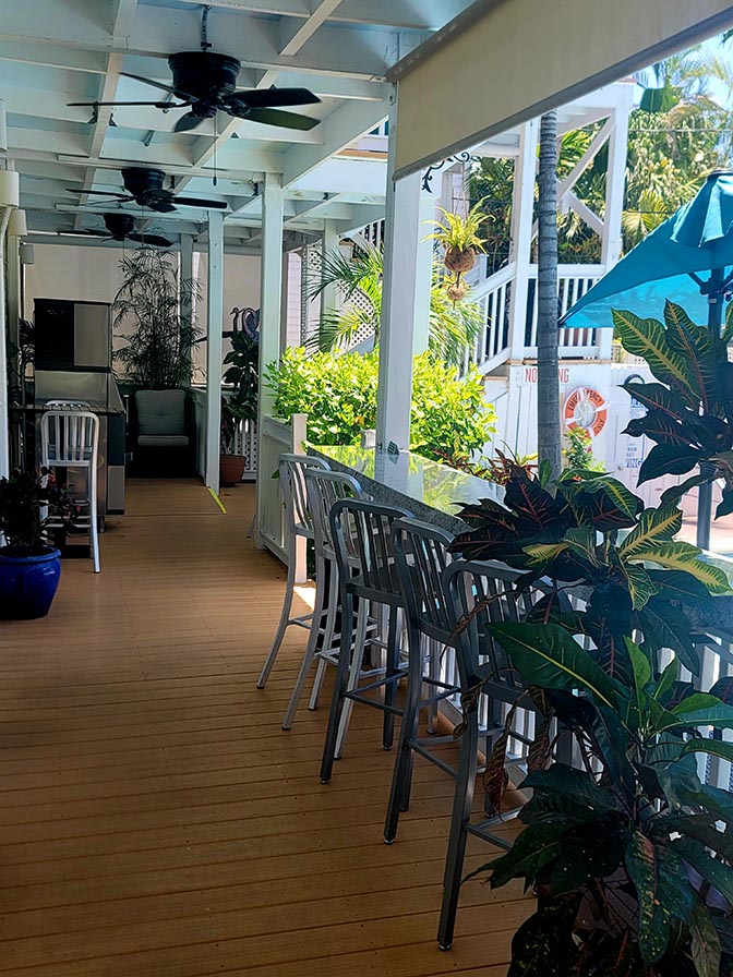 Balcony seating area